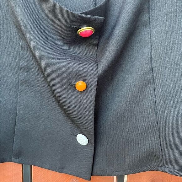 Tyler McGillivary Noni Button Rainbow Cropped Long Sleeve Top Black NWT - Picture 5 of 6